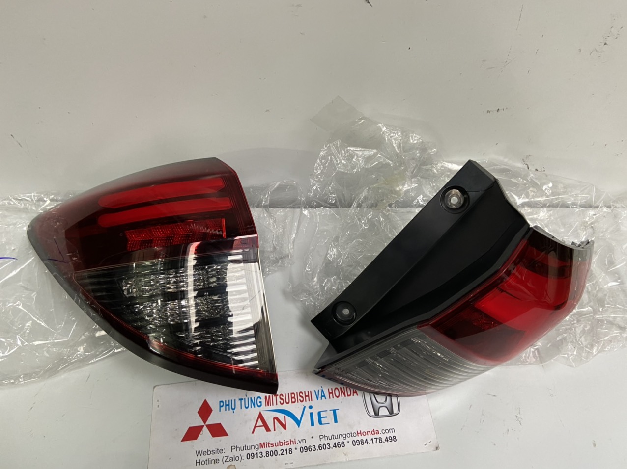 Đèn lái sau xe Honda HRV